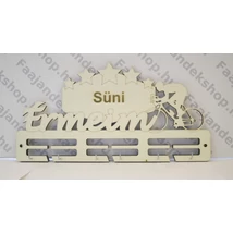 Érmeim bringa éremtartó 3 osztás 2 sor névre szóló + rajtszámtartó