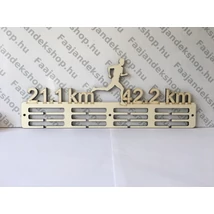 Futás éremtartó fiú 21.1 & 42.2.  4 osztás 3 soros Futás éremtartó fiú 21.1 & 42.2.  4 osztás 3 soros