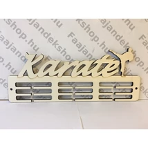 Karate éremtartó 3-as változat 3 osztás 3 soros