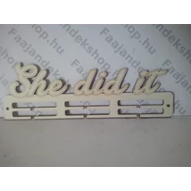 She did it 3 osztás 2 soros