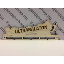 Ultrabalaton éremtartó fiú 3 osztás 1 soros