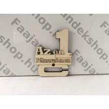 Első félmaratonom felirattal egy darabos éremtartó