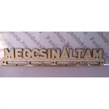 Megcsináltam éremtartó 4 osztás 1 sor 