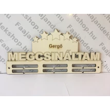 Megcsináltam szöveges éremtartó 3 osztás 2 sor névre szóló