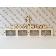 Megcsináltam lány éremtartó 4 osztás 3 soros