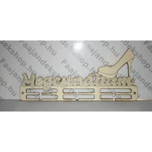 Megcsináltam éremtartó női cipős 3 osztás 2 soros