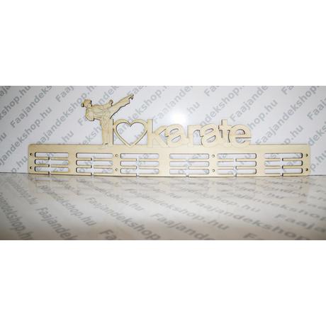 Karate éremtartó lány 6 osztás 3 soros